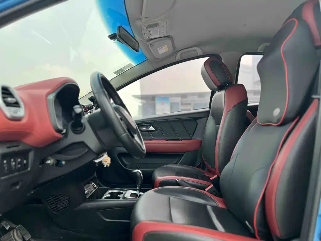 JAC JAC iEV6E — миниатюра 8