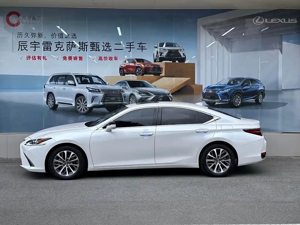 Lexus ES — миниатюра 5