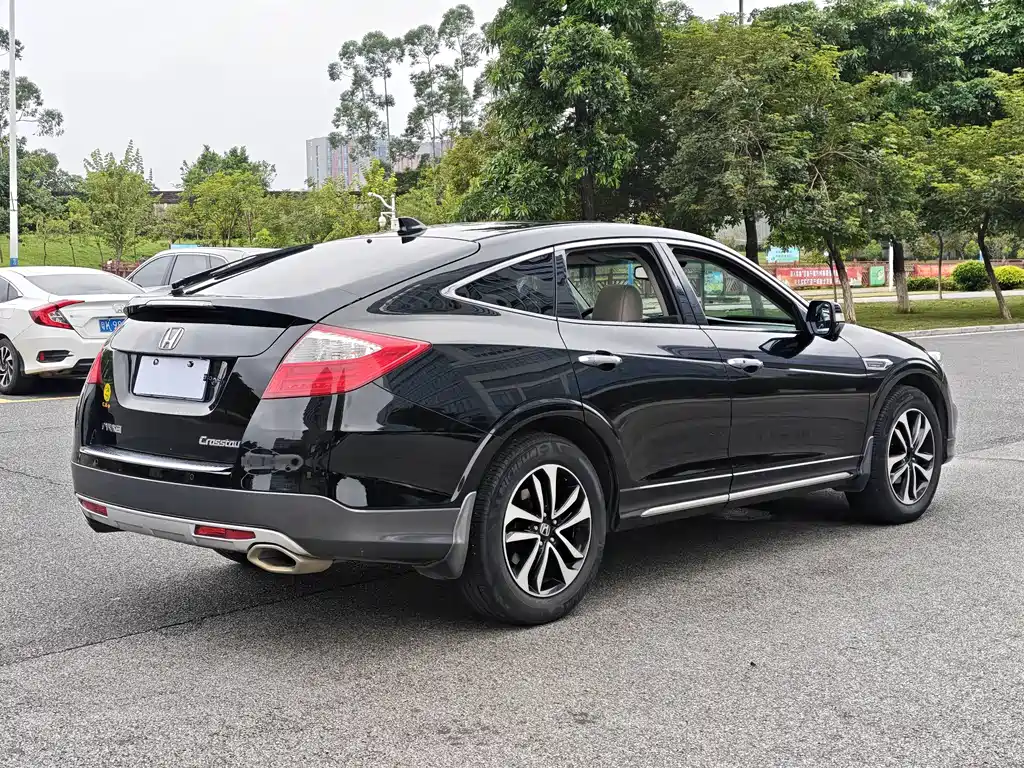 Honda Crosstour — миниатюра 17