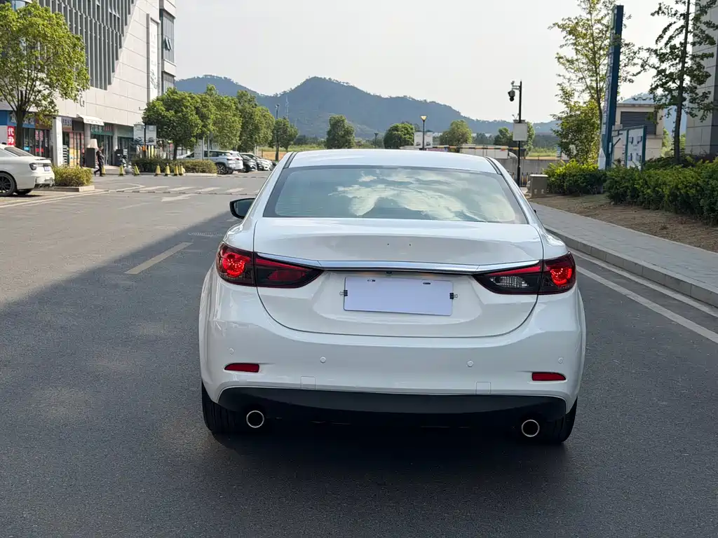 Mazda Atenza — миниатюра 5