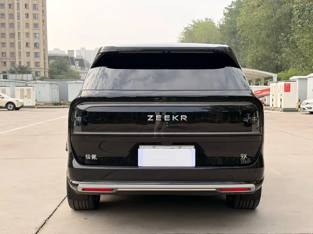 Zeekr 9X — миниатюра 14