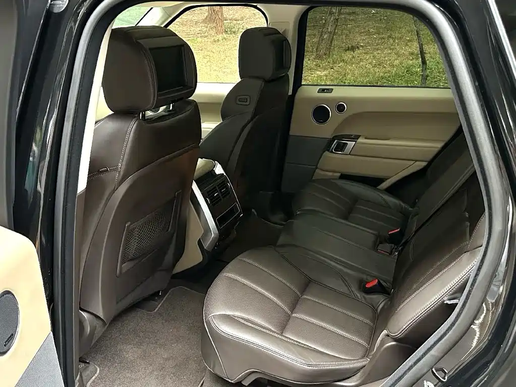 Land Rover Sport — миниатюра 11