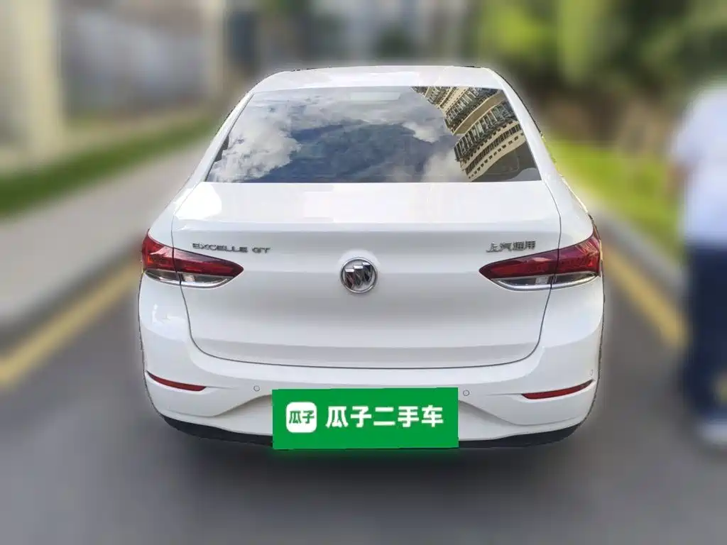 Buick Excelle — миниатюра 4