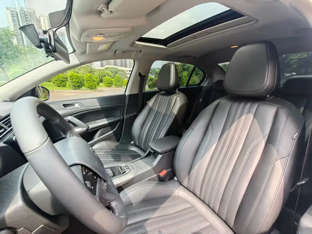 Peugeot 408 — миниатюра 7