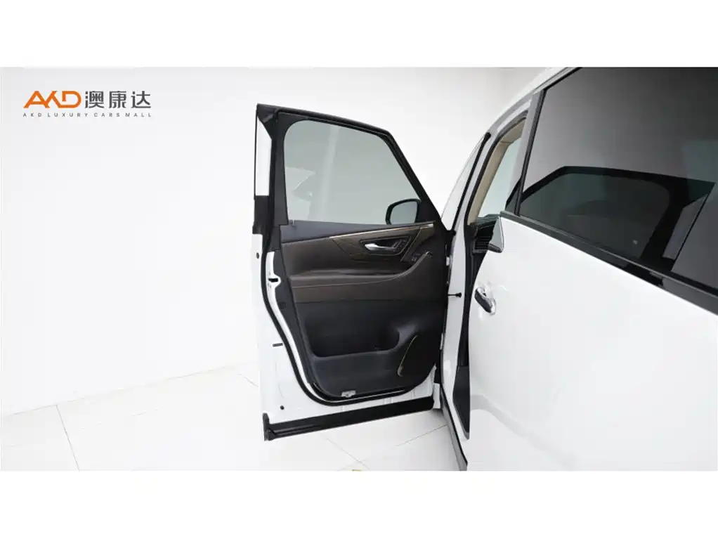 Toyota Vellfire — миниатюра 11
