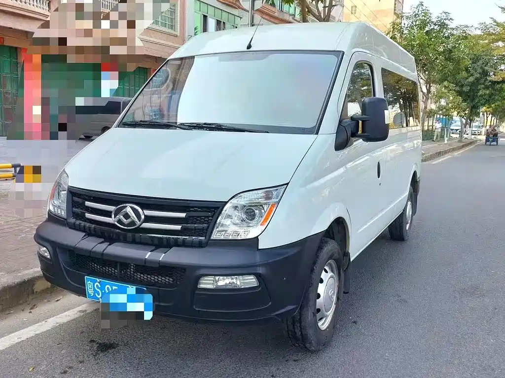 SAIC Maxus V80 2019 2.5T Classic AMT Aoyuntong SWB Mid Roof 5/6 seats