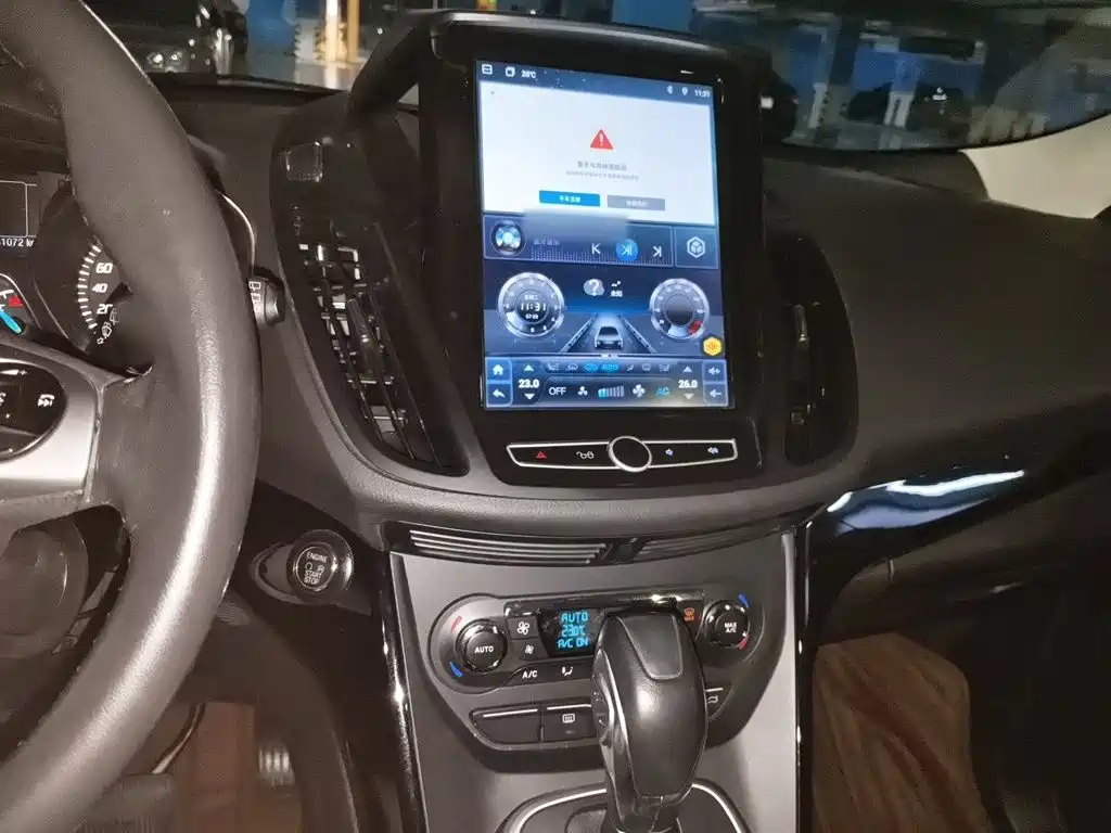 Ford Kuga — миниатюра 6