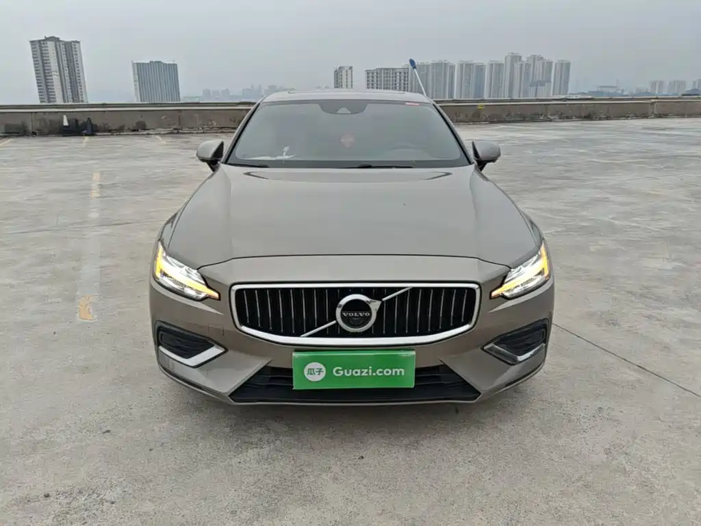 Volvo S60 — миниатюра 3