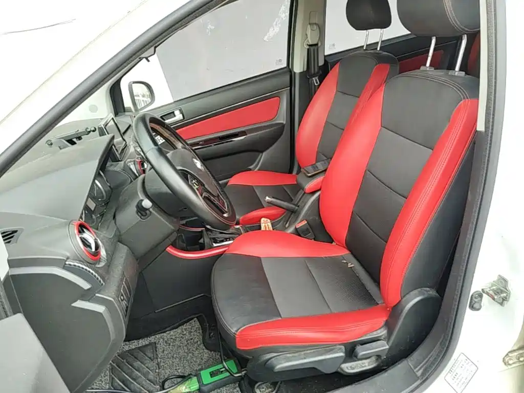 BAIC Senova X25 — миниатюра 15
