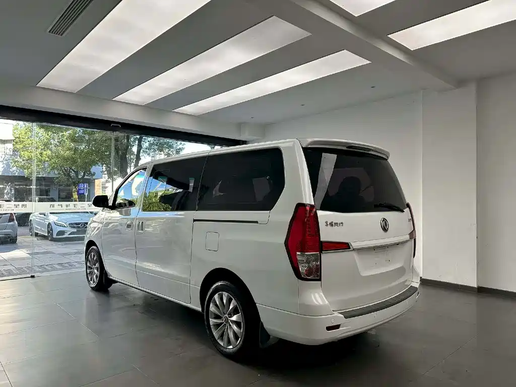 Fengxing Fengxing CM7 — миниатюра 7