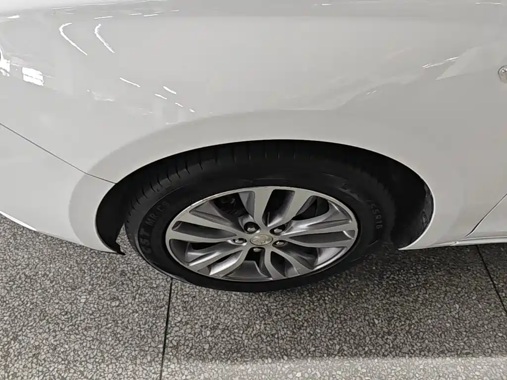 Buick Excelle — миниатюра 23