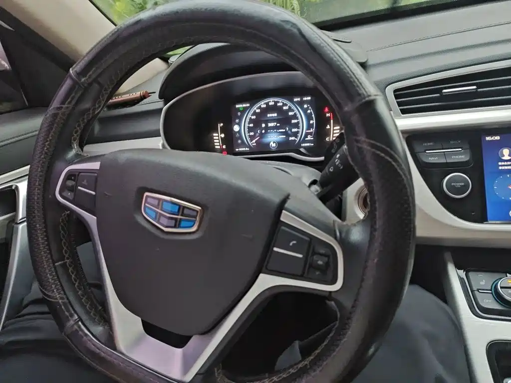 Geely Boyue — миниатюра 7