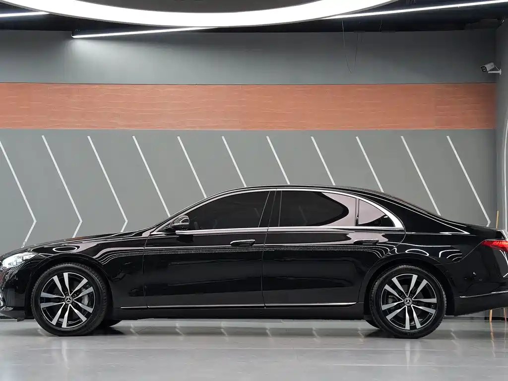 Mercedes-Benz S-Class — миниатюра 5