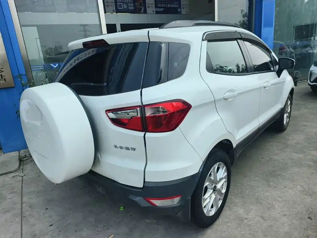Ford Ecosport — миниатюра 7
