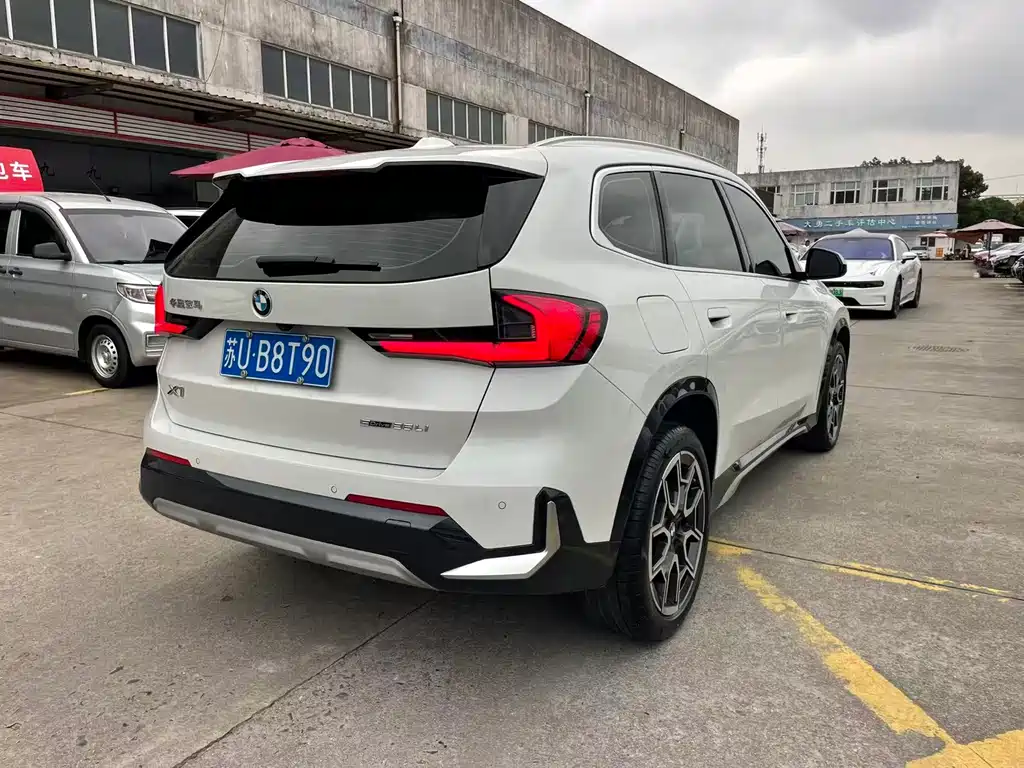 BMW X1 — миниатюра 9