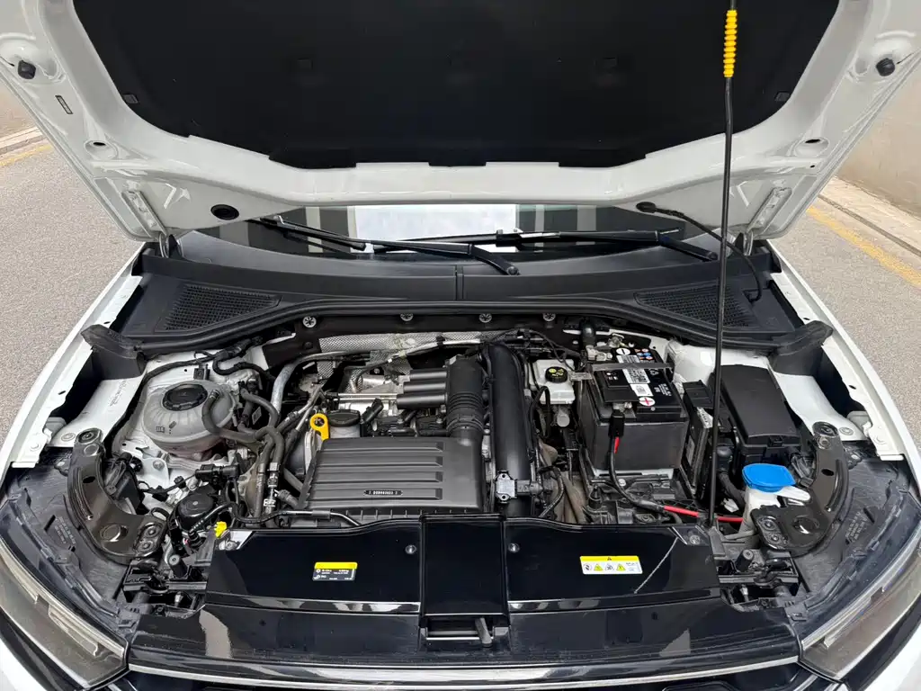 Volkswagen T-Roc — миниатюра 26