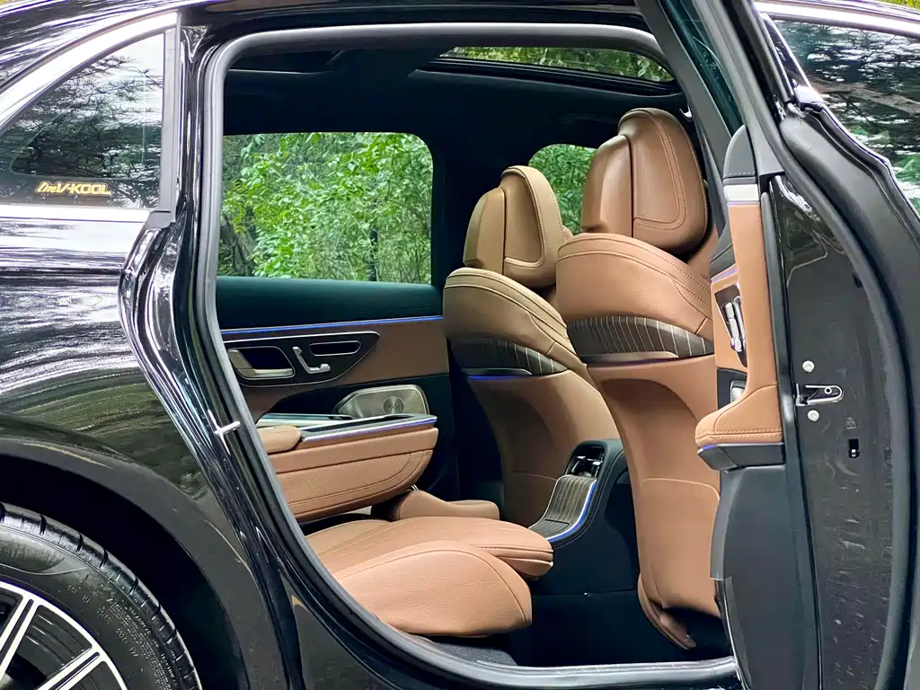 Mercedes-Benz E-Class — миниатюра 28