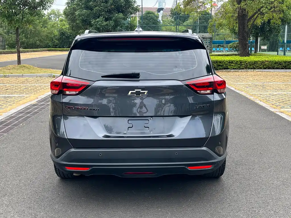 Chevrolet Volando — миниатюра 6