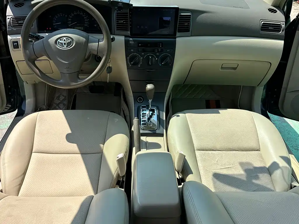 Toyota Corolla — миниатюра 12