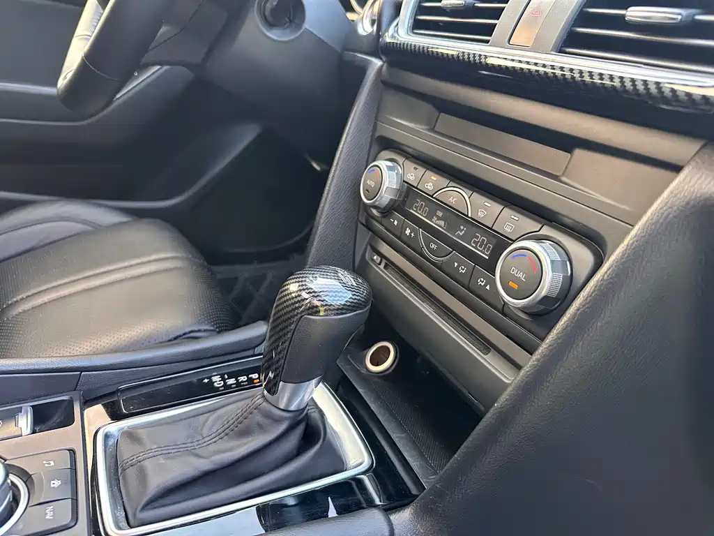 Mazda 3 Axela — миниатюра 26