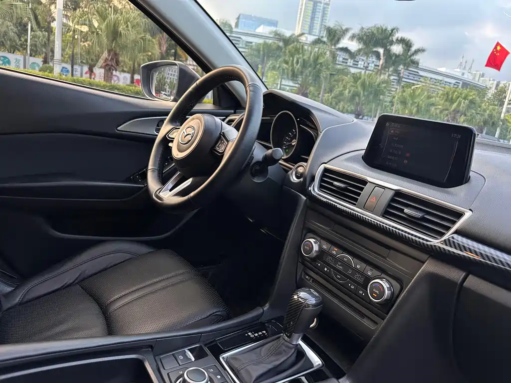 Mazda 3 Axela — миниатюра 25