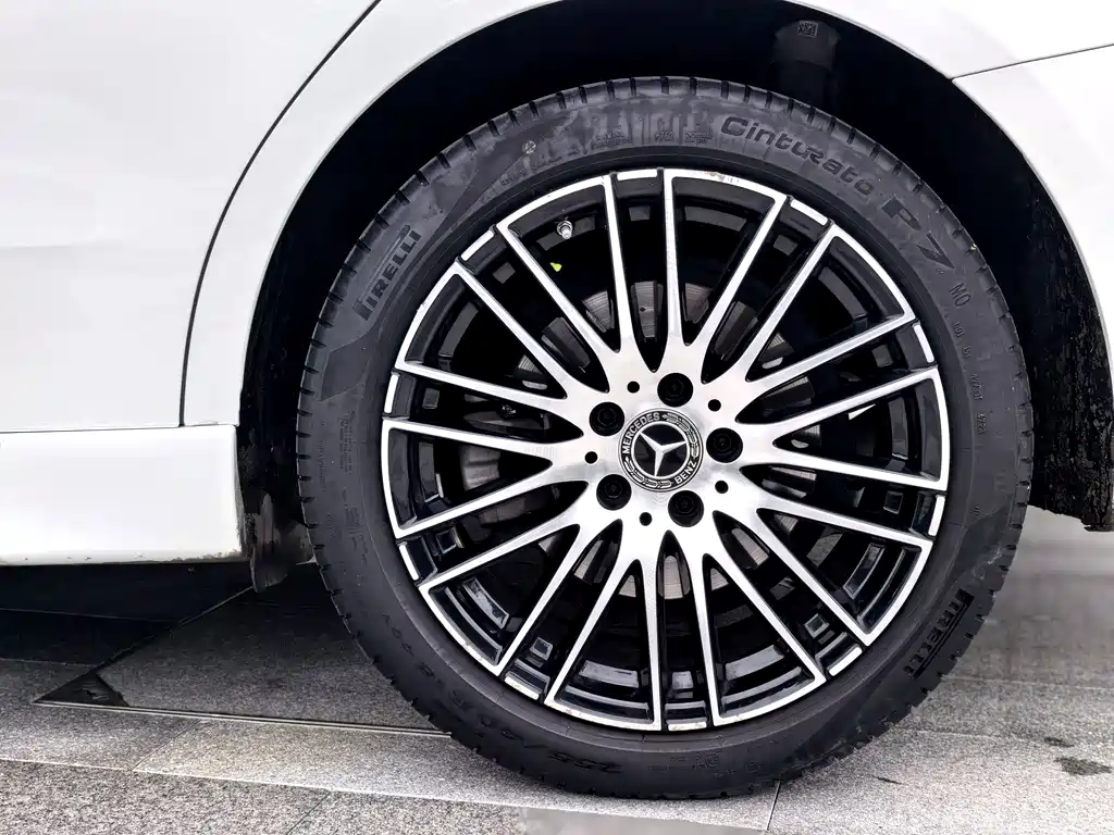 Mercedes-Benz C-Class — миниатюра 26