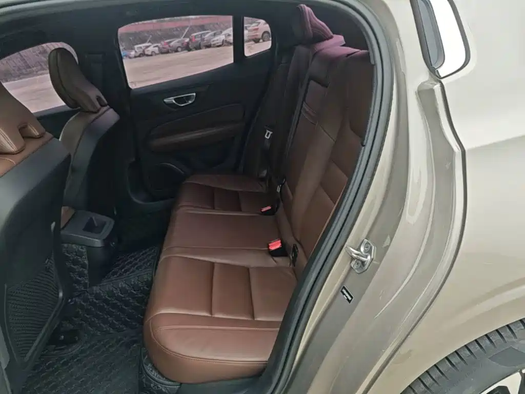 Volvo S60 — миниатюра 17