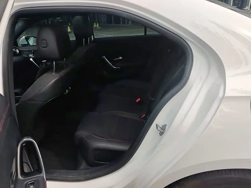 Mercedes-Benz A-Class — миниатюра 17