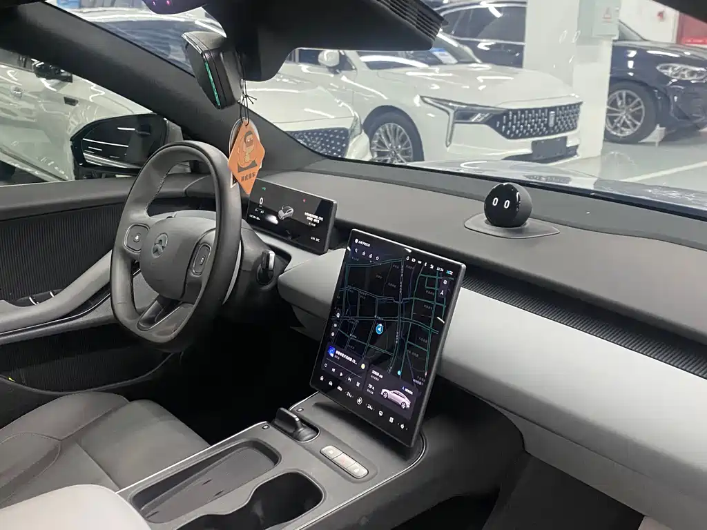 NIO ET5 — миниатюра 9