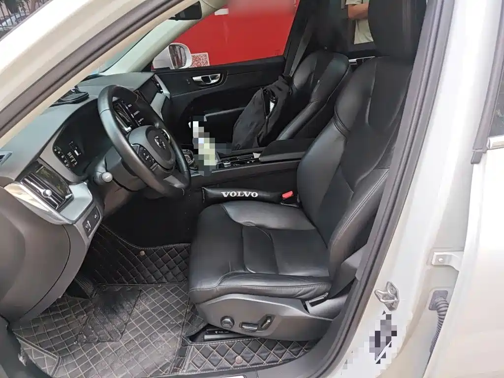 Volvo XC60 — миниатюра 8