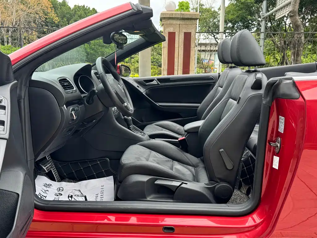 Volkswagen Golf (Import) 1.4TSI Luxury Convertible Edition, фото 8