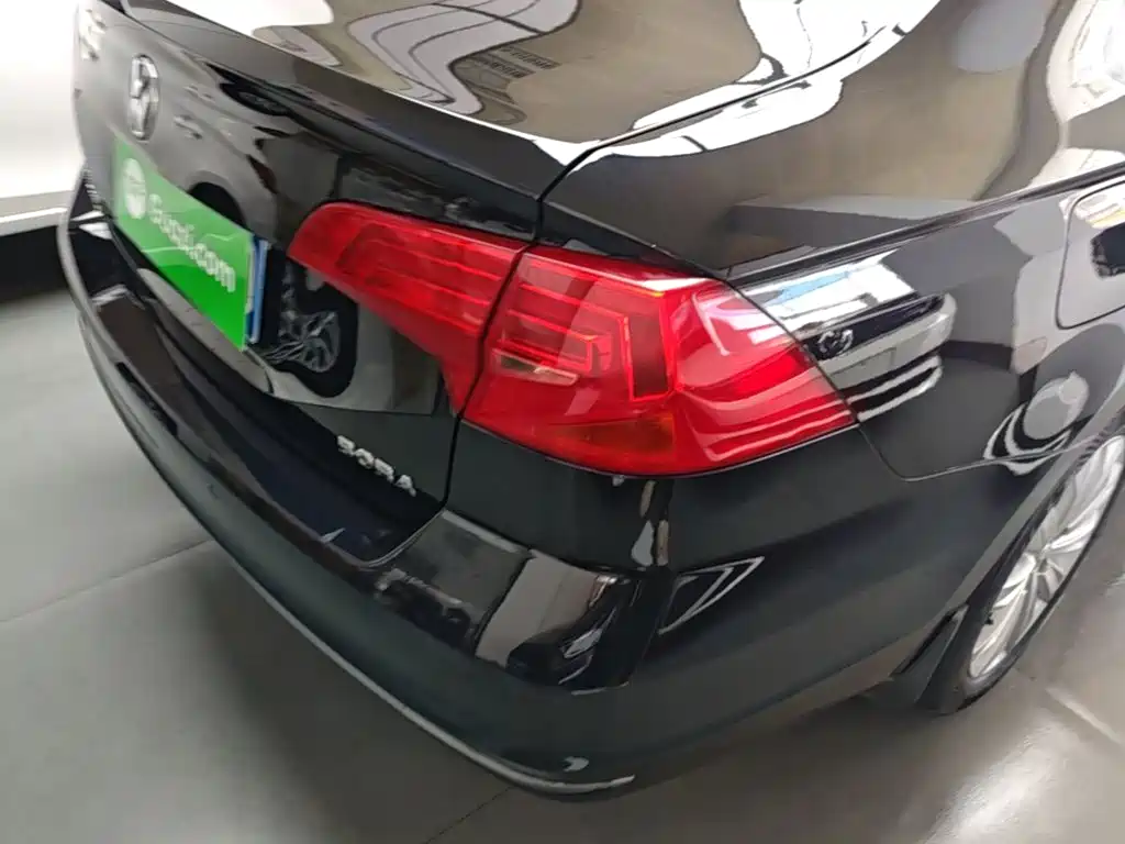 Volkswagen Bora — миниатюра 8