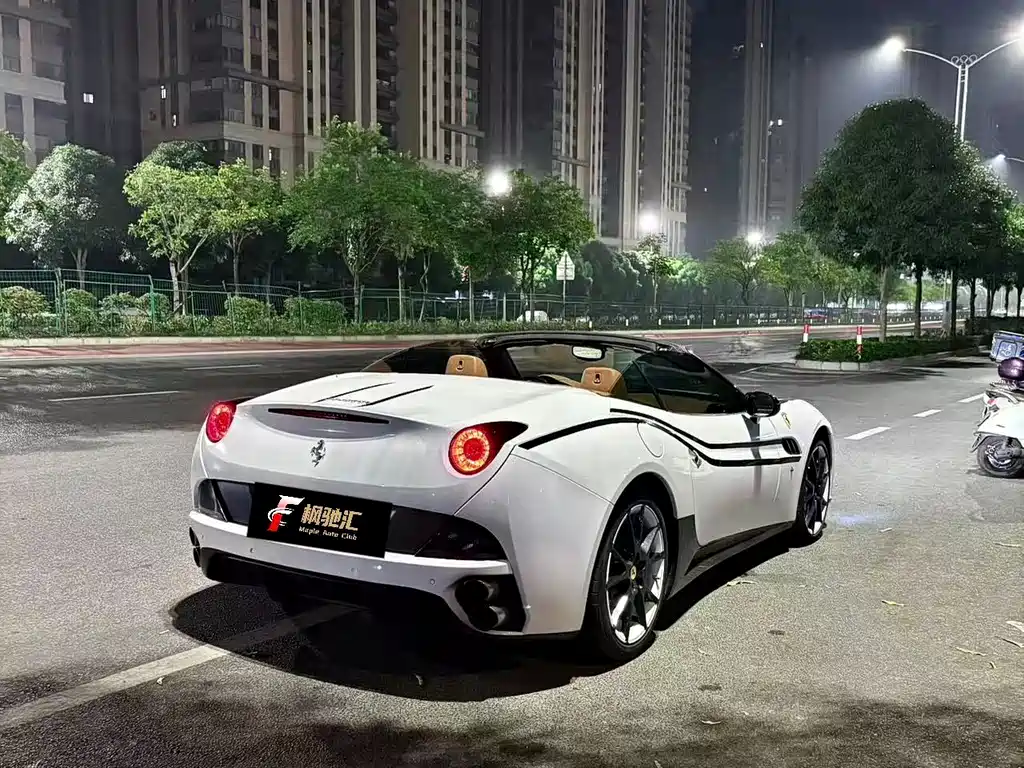 Ferrari California T 4.3L Standard Type, фото 8