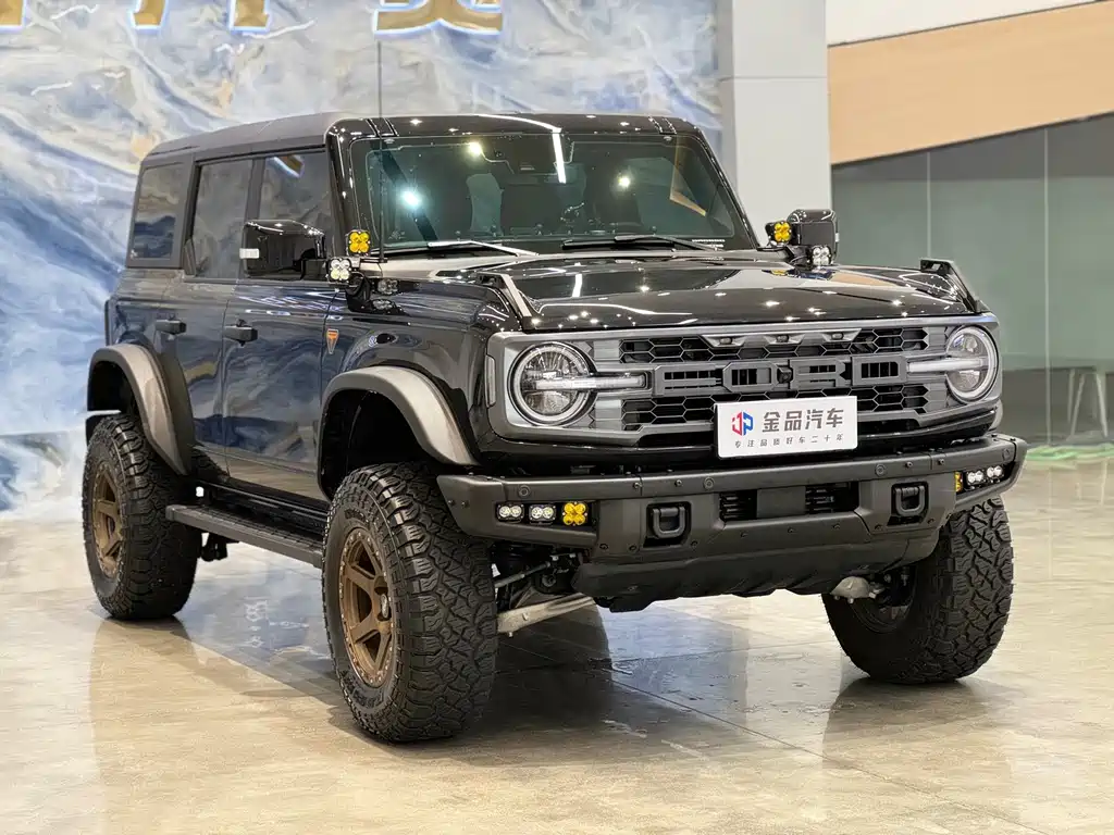 Ford Bronco — миниатюра 3
