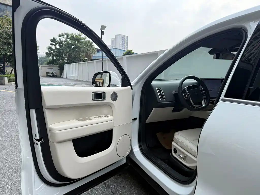 Li Auto Li L6 — миниатюра 7