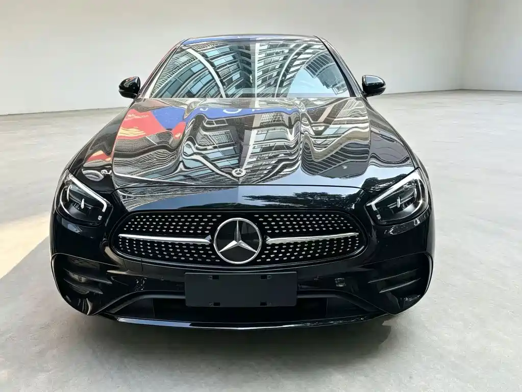 Mercedes-Benz E-Class (Import) — миниатюра 2