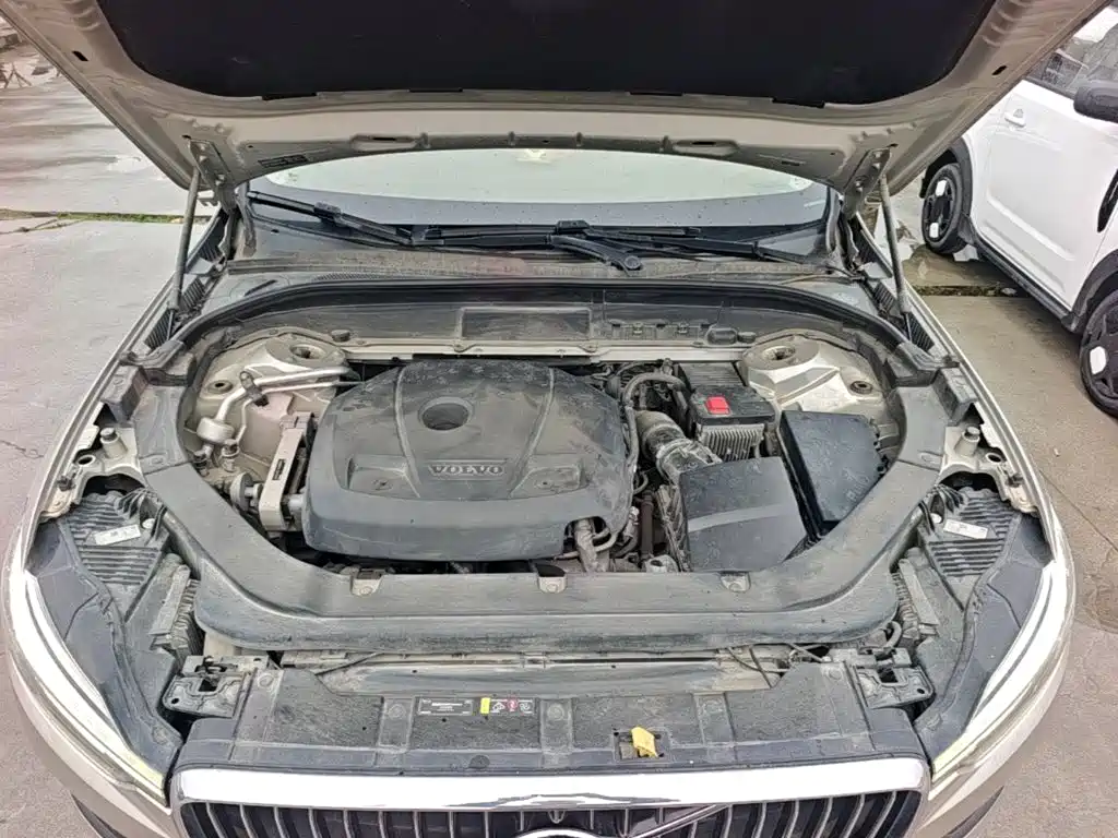 Volvo XC60 — миниатюра 20