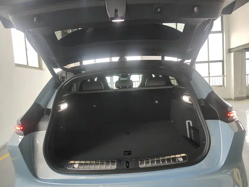 NIO ET5T — миниатюра 19