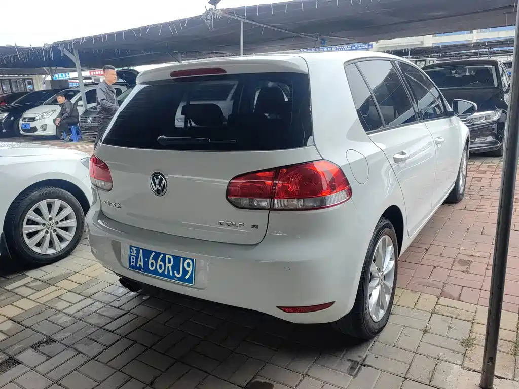 Volkswagen Golf — миниатюра 6