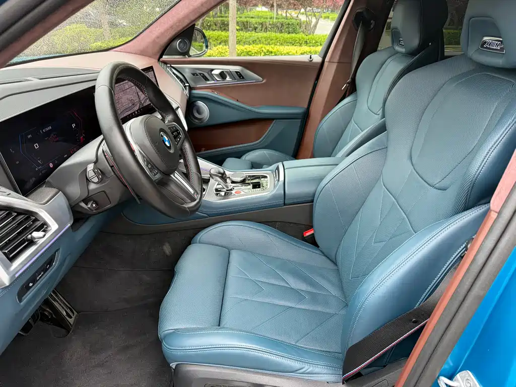 BMW XM 2023 50e