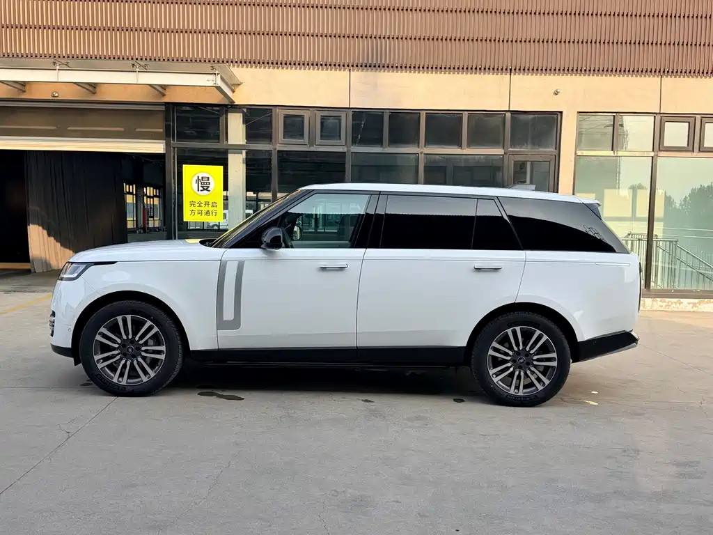 Land Rover Range Rover — миниатюра 3