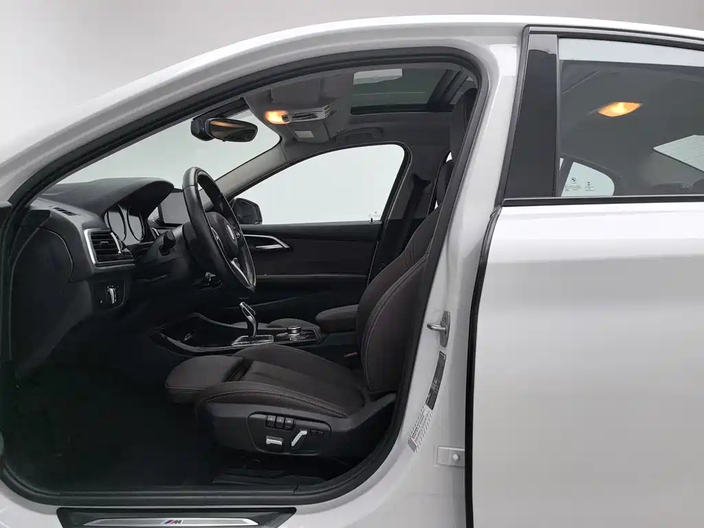 BMW 1 Series — миниатюра 10