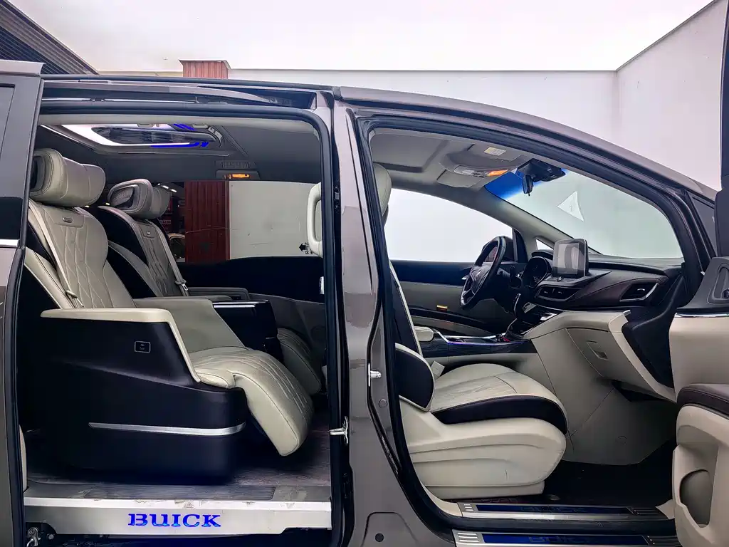 Buick GL8 — миниатюра 14