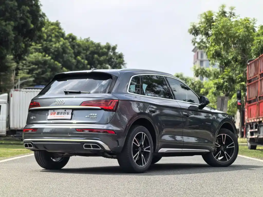 Audi Q5L — миниатюра 3