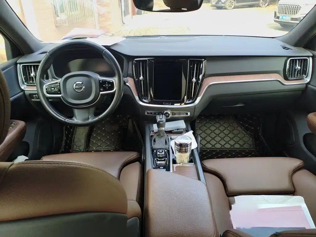 Volvo S60 — миниатюра 13