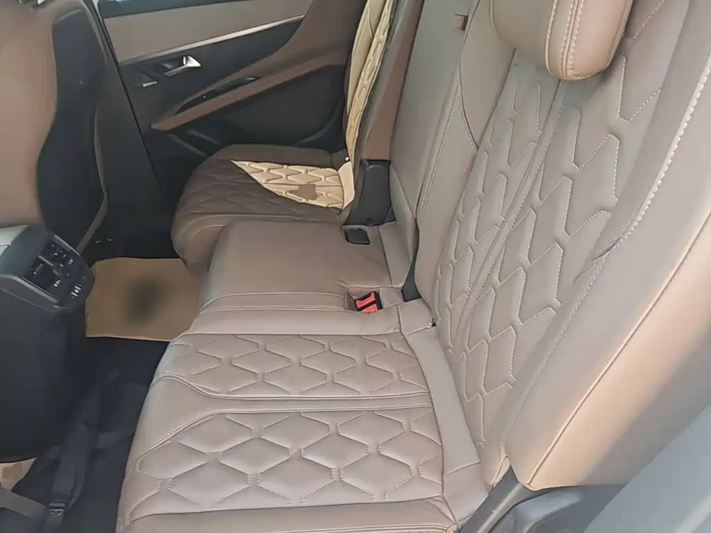Peugeot 5008 — миниатюра 17