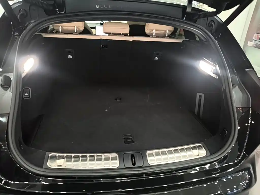 NIO ET5T — миниатюра 19