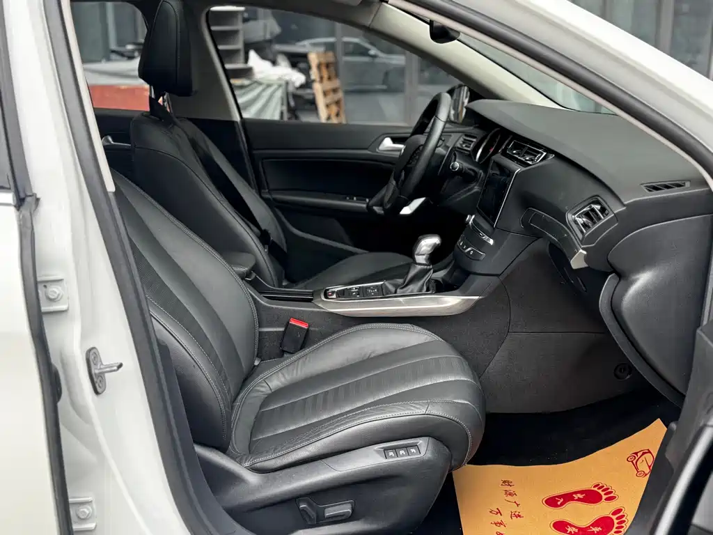 Peugeot 408 — миниатюра 14
