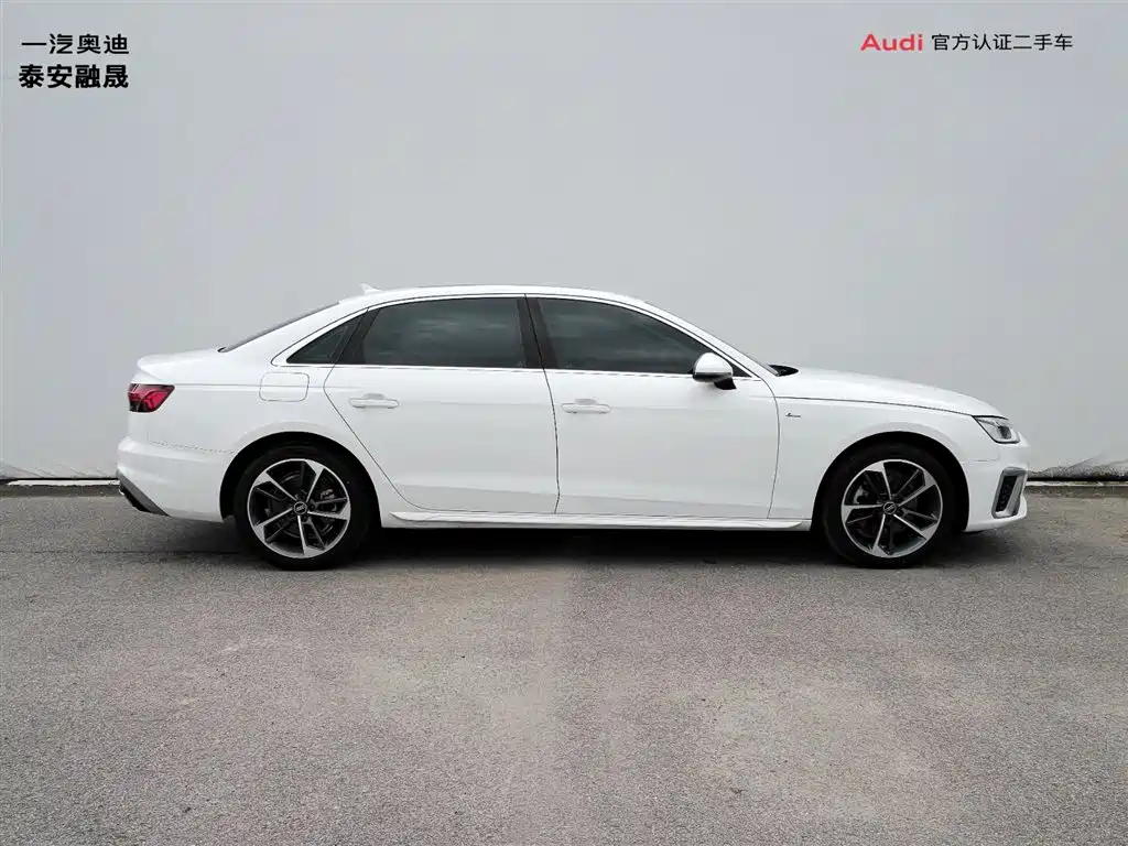 Audi A4L id 4622368 из Китая 16