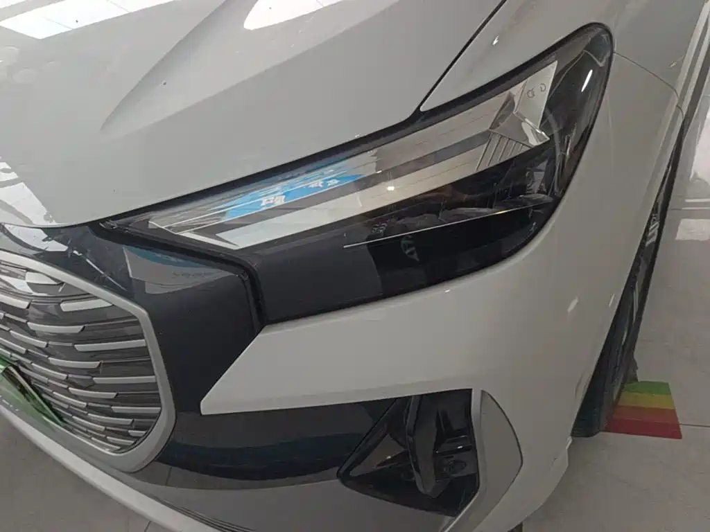 Audi Q4 e-tron — миниатюра 24